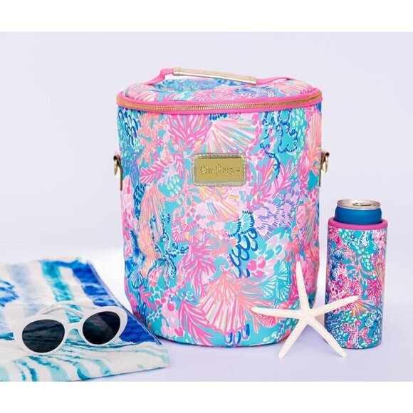 Insulated Soft Beach Cooler Strap and Double Zipper Close - Picture 4 of 5